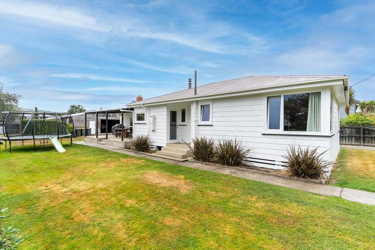 Photo of property in 37 Dryden Street, Milton, 9220