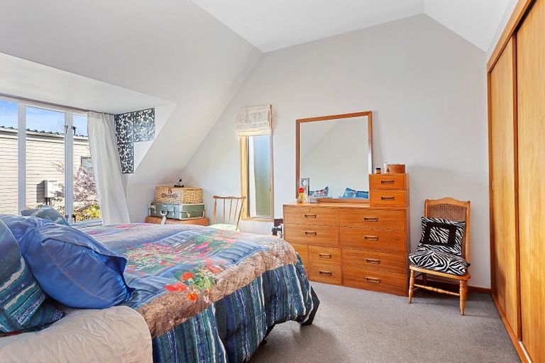 Photo of property in 1/144a Yaldhurst Road, Sockburn, Christchurch, 8042