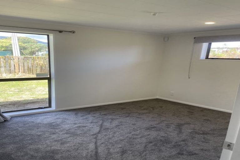 Photo of property in 32 Kapiti Road, Paraparaumu, 5032