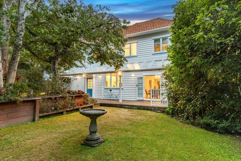 Photo of property in 37 Messines Road, Karori, Wellington, 6012