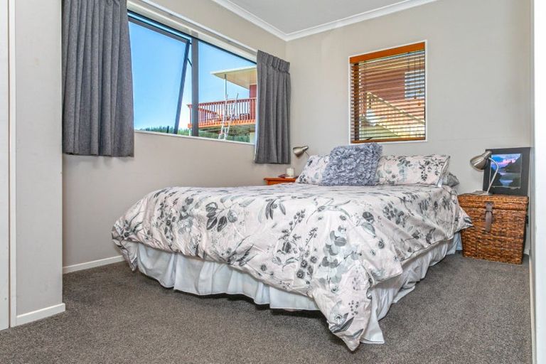 Photo of property in 108 Tuna Place, Onemana, Whangamata, 3691