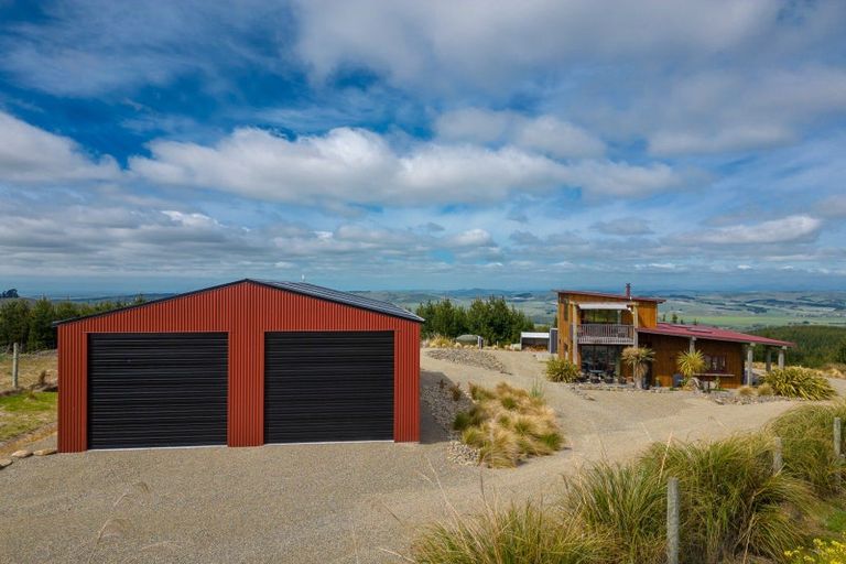 Photo of property in 246 Centrewood Park Road, Waimate, 7977