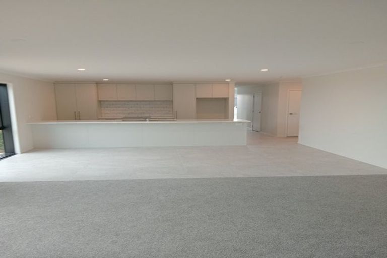 Photo of property in 3a Uatoto Road, Clarks Beach, 2122