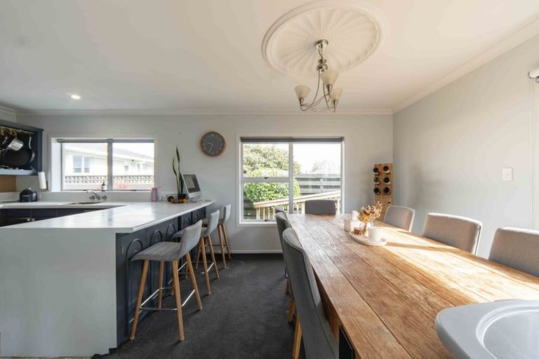 Photo of property in 12 Resthill Crescent, Glenview, Hamilton, 3206