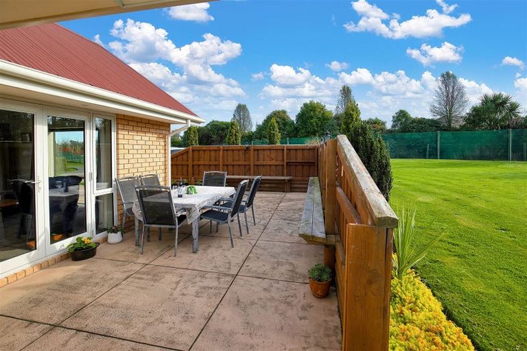 Photo of property in 28 Fergus Road, Loburn, Rangiora, 7472