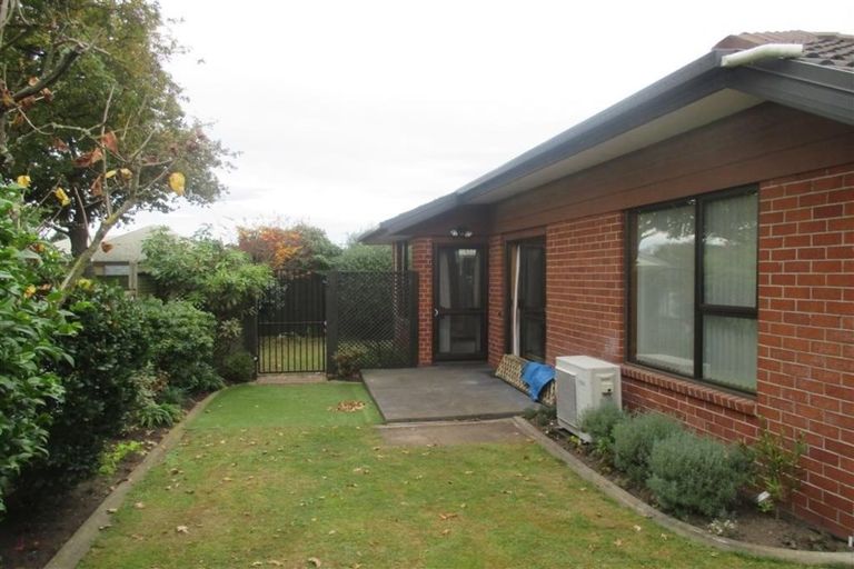 Photo of property in 3/66 Middlepark Road, Sockburn, Christchurch, 8042