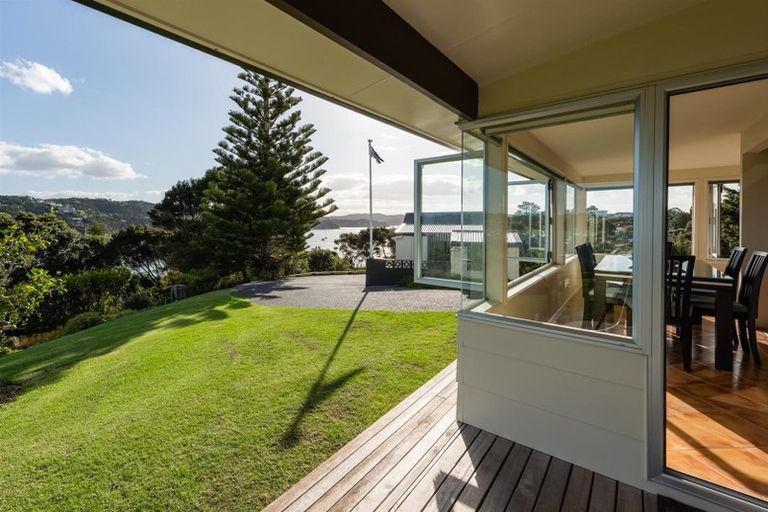 Photo of property in 25 Deeming Road, Okiato, Russell, 0272