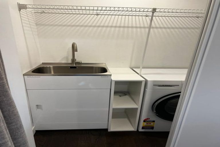 Photo of property in 52 Te Puketoka Lane, Mangere, Auckland, 2022