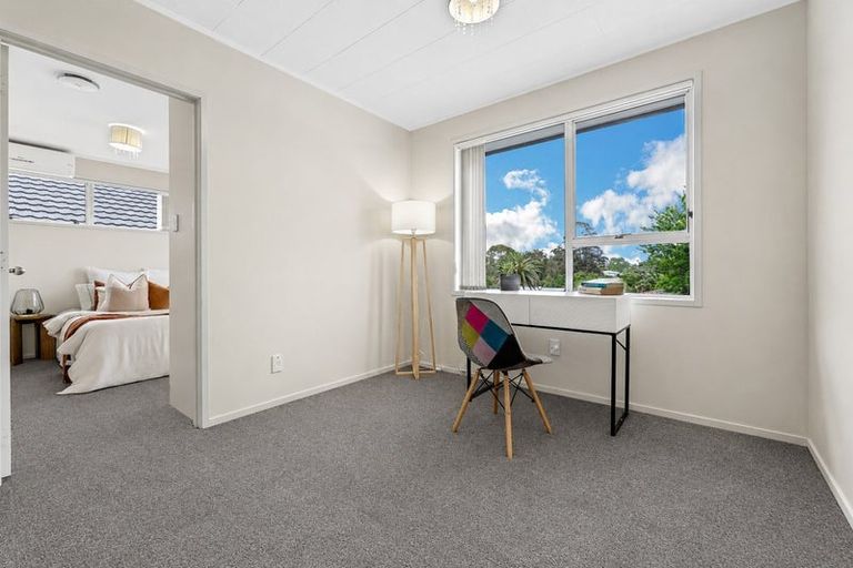 Photo of property in 22 Marvon Downs Avenue, Pakuranga Heights, Auckland, 2010