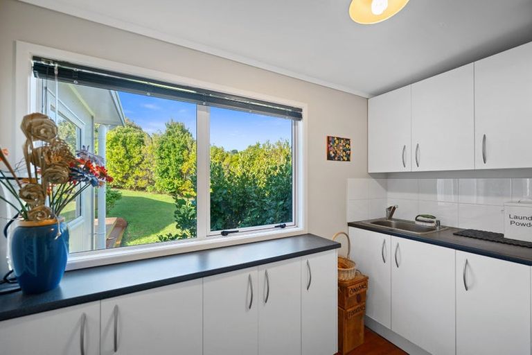 Photo of property in 70 Wishart Road, Helensville, 0800