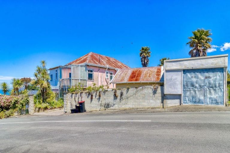 Photo of property in 26 Thompson Road, Bluff Hill, Napier, 4110