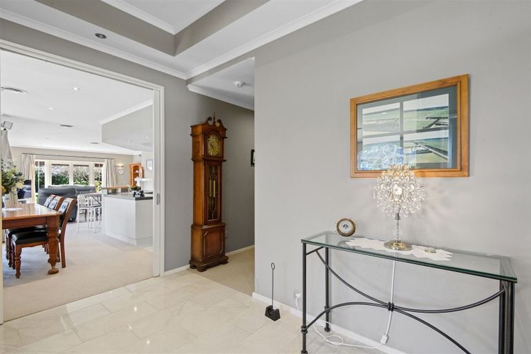 Photo of property in 208 Cavendish Road, Casebrook, Christchurch, 8051