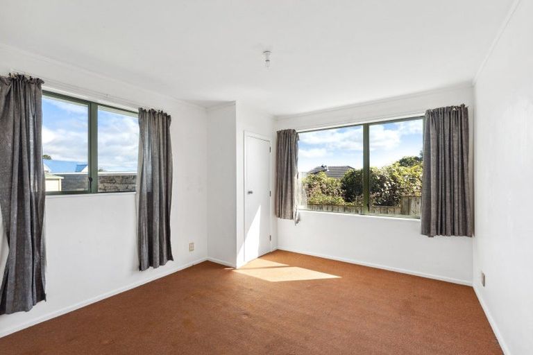 Photo of property in 6 Westridge Court, Paraparaumu, 5032