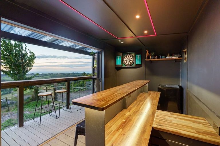 Photo of property in 251 Huia Street, Waikanae, 5391