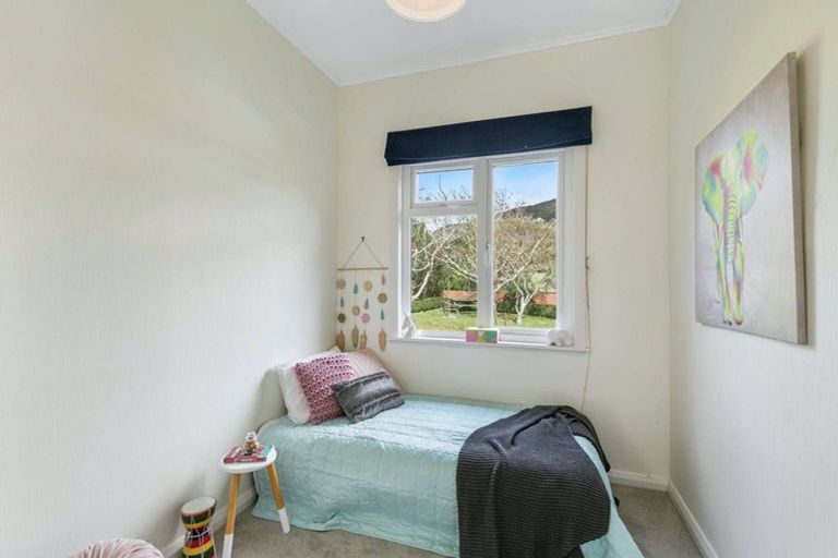 Photo of property in 17 Atua Street, Johnsonville, Wellington, 6037