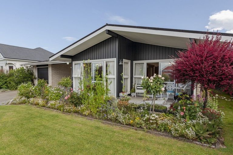 Photo of property in 11 Wallace Road, Waipukurau, 4200