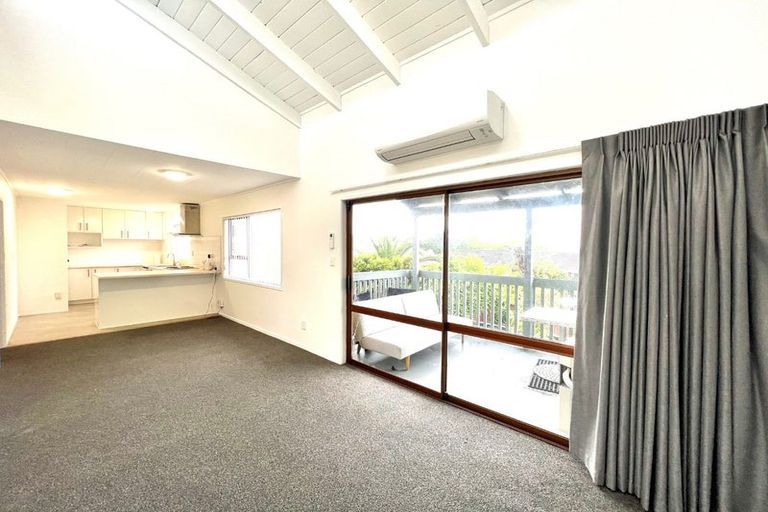 Photo of property in 4/46 Seabrook Avenue, New Lynn, Auckland, 0600