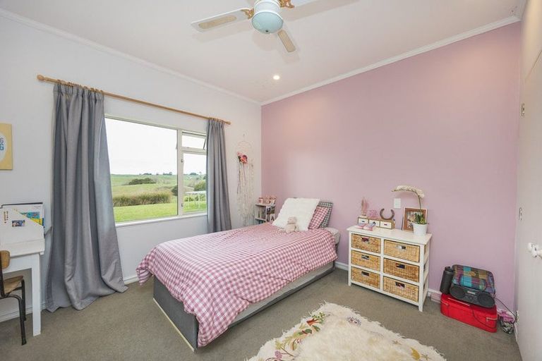 Photo of property in 780 Halcombe Road, Halcombe, 4775