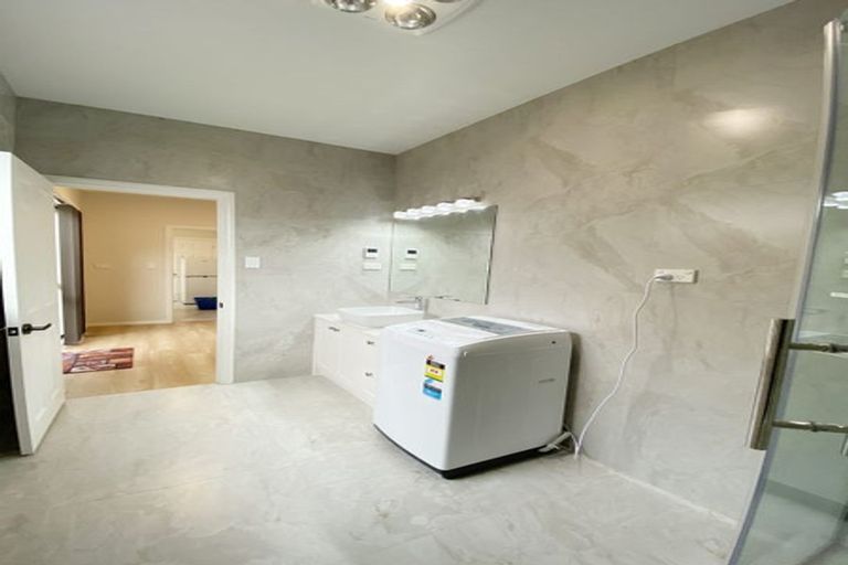 Photo of property in 69 Hughs Way, Flat Bush, Auckland, 2019