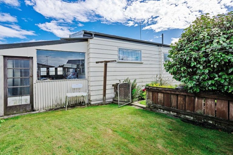 Photo of property in 2 Boyne Street, Clifton, Invercargill, 9812