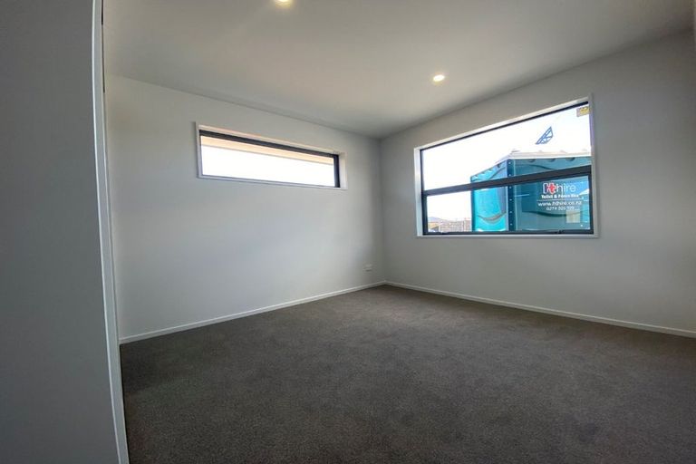 Photo of property in 11 Mehrtens Crescent, Woodend, 7691