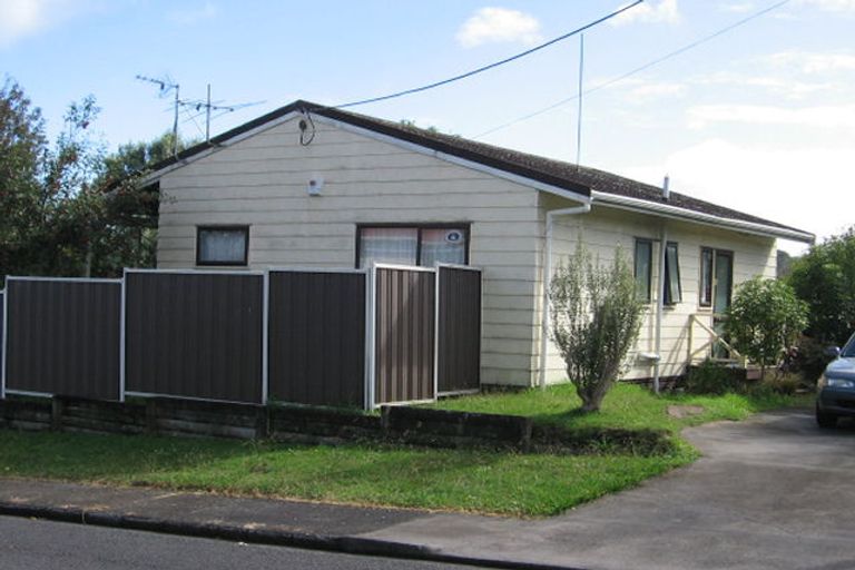 Photo of property in 65 Longburn Road, Henderson, Auckland, 0610