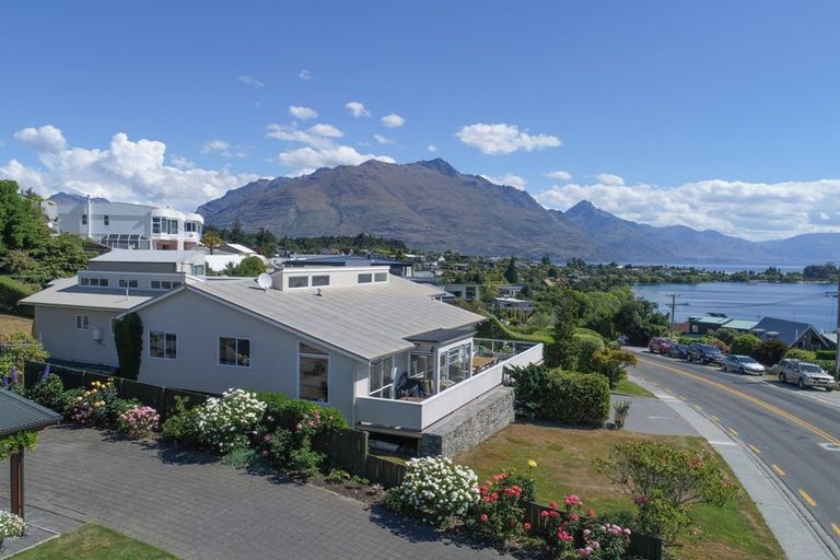 Photo of property in 446 Peninsula Road, Kelvin Heights, Queenstown, 9300