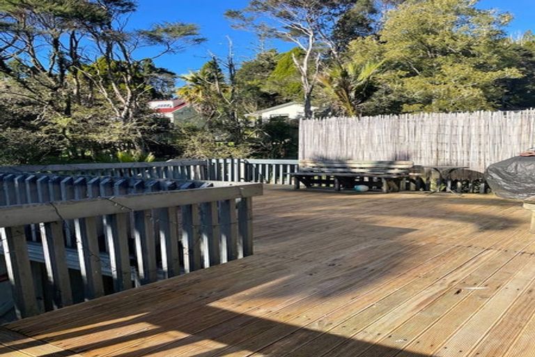 Photo of property in 148 Laingholm Drive, Laingholm, Auckland, 0604