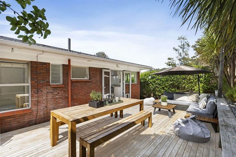 Photo of property in 1/113 Monarch Avenue, Hillcrest, Auckland, 0627