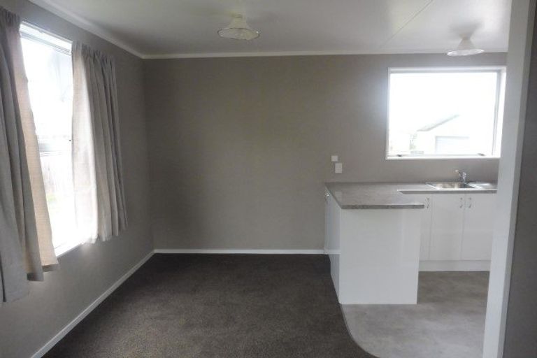 Photo of property in 5 Kim Lane, Nawton, Hamilton, 3200