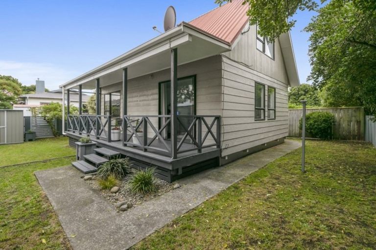 Photo of property in 22a Elizabeth Street, Moera, Lower Hutt, 5010