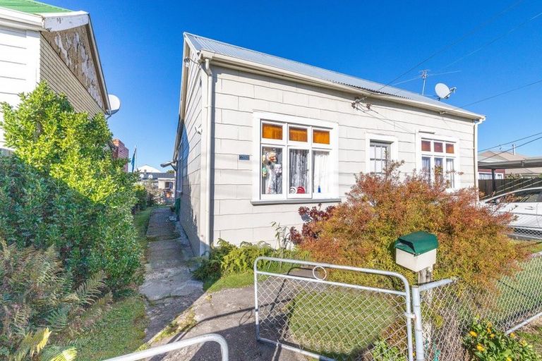 Photo of property in 3 Rowland Avenue, South Dunedin, Dunedin, 9012