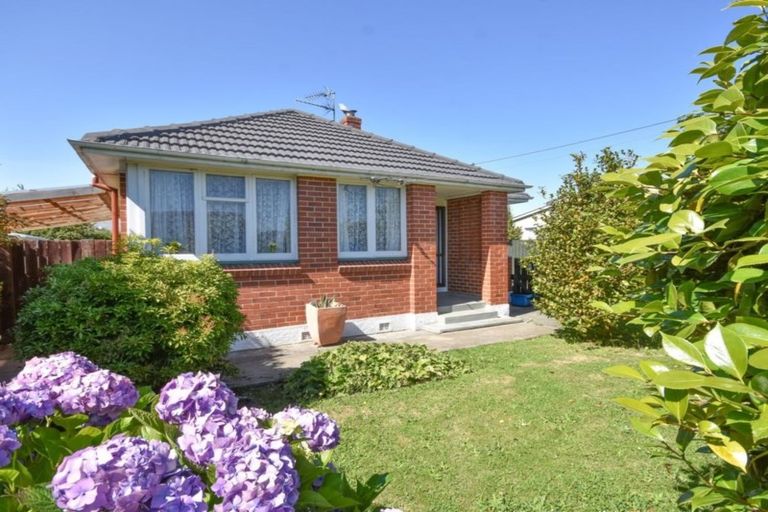 Photo of property in 21 Doon Street, Mosgiel, 9024