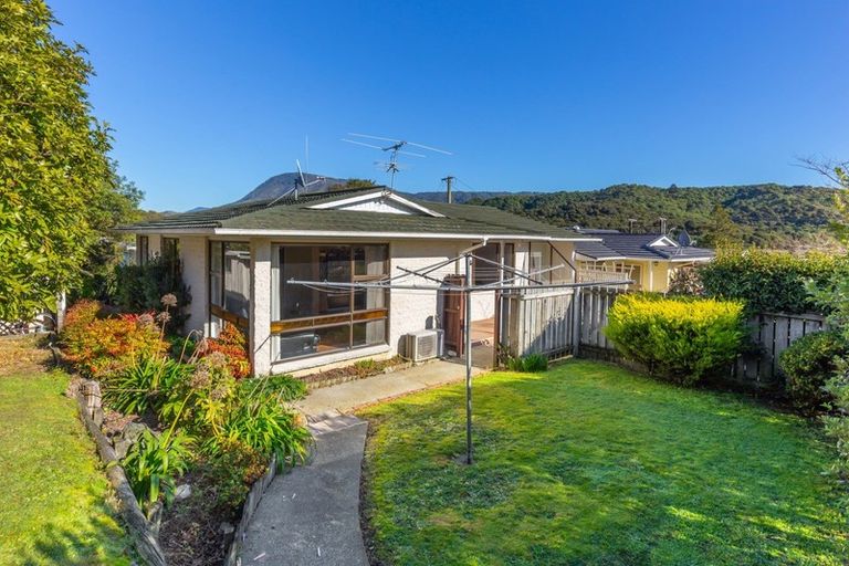 Photo of property in 162c Waikawa Road, Picton, 7220