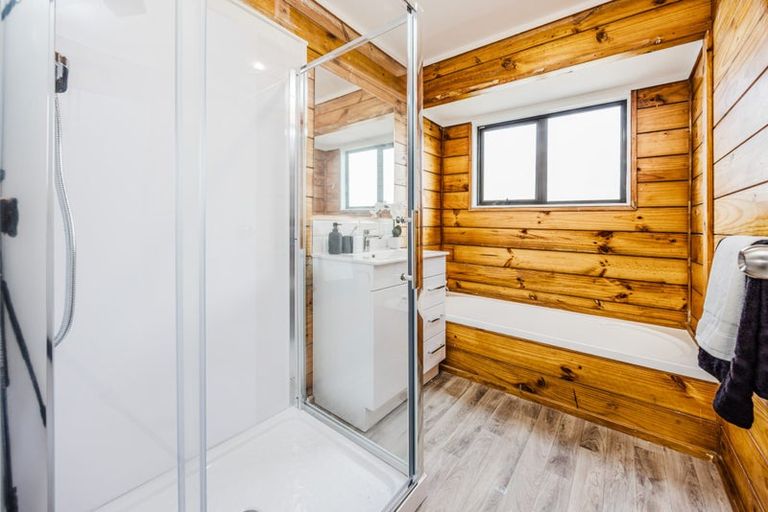 Photo of property in 80 Cottingham Crescent, Mangere East, Auckland, 2024