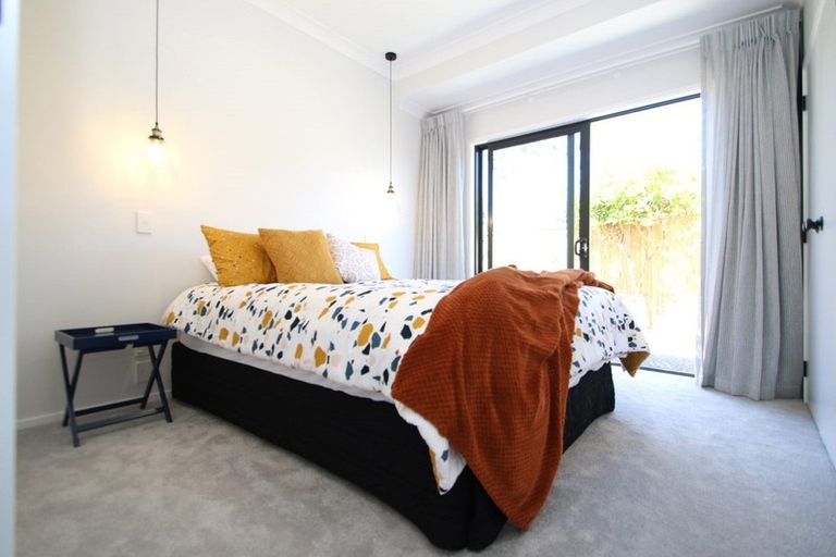 Photo of property in 27 Lakemere Way, Kinloch, Taupo, 3377