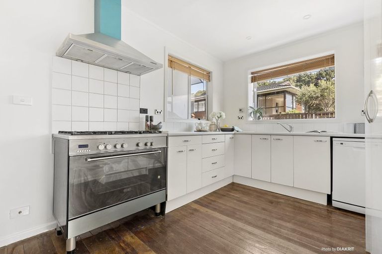 Photo of property in 1/165 Severn Street, Island Bay, Wellington, 6023