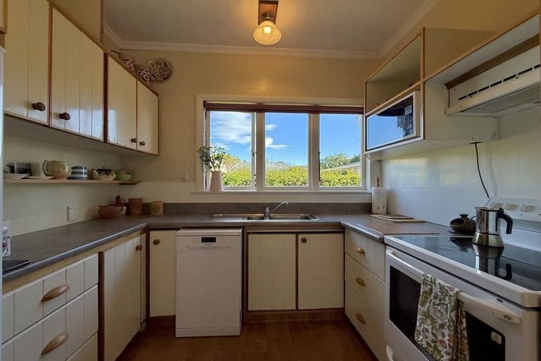 Photo of property in 8 Paul Street, Waimate, 7924