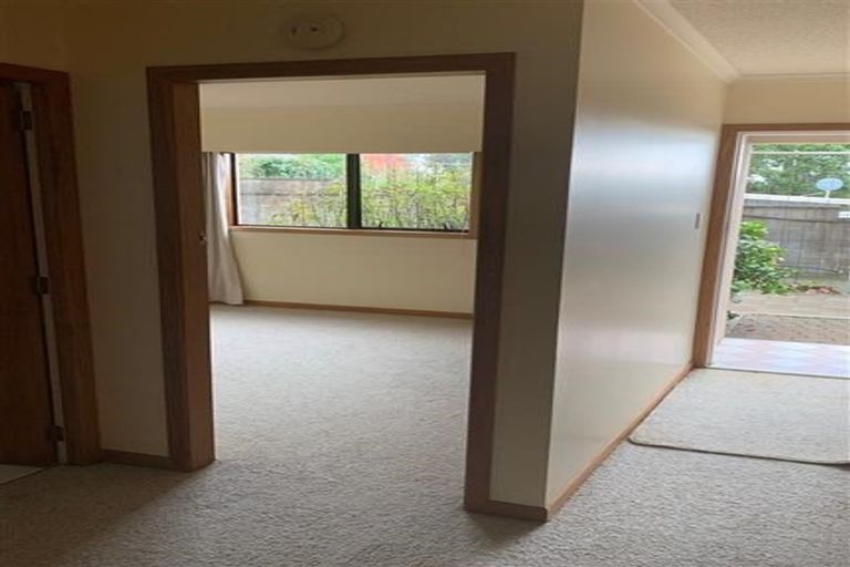 Photo of property in 53h Doralto Road, Frankleigh Park, New Plymouth, 4310