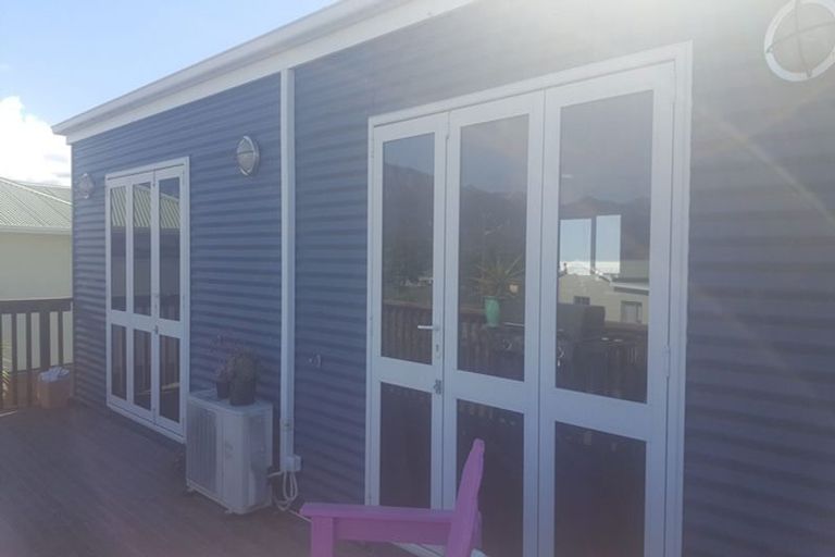 Photo of property in 5 Hawthorne Road, Kaikoura, 7300