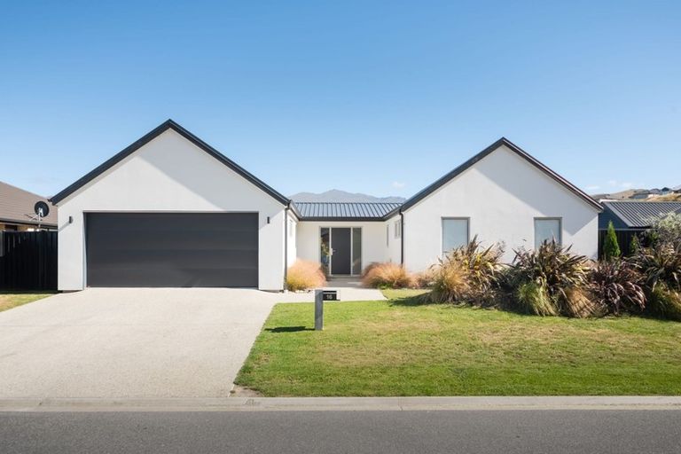 Photo of property in 16 Regent Street, Lower Shotover, Queenstown, 9304
