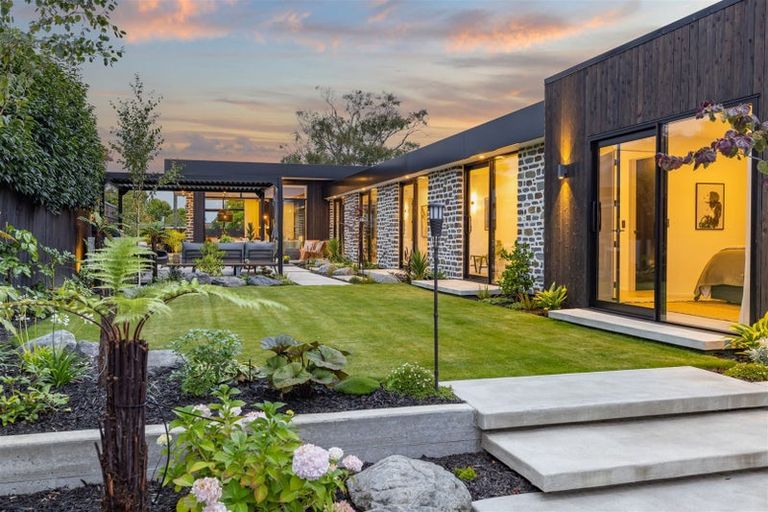 Photo of property in 97 Bryndwr Road, Bryndwr, Christchurch, 8052