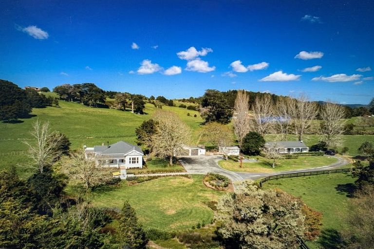 Photo of property in 63 Kaipara Flats Road, Warkworth, 0981