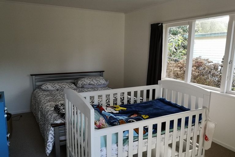 Photo of property in 13 Vandeleur Avenue, Birkdale, Auckland, 0626