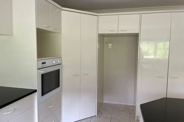 Photo of property in 28 Santa Ana Drive, Dannemora, Auckland, 2016