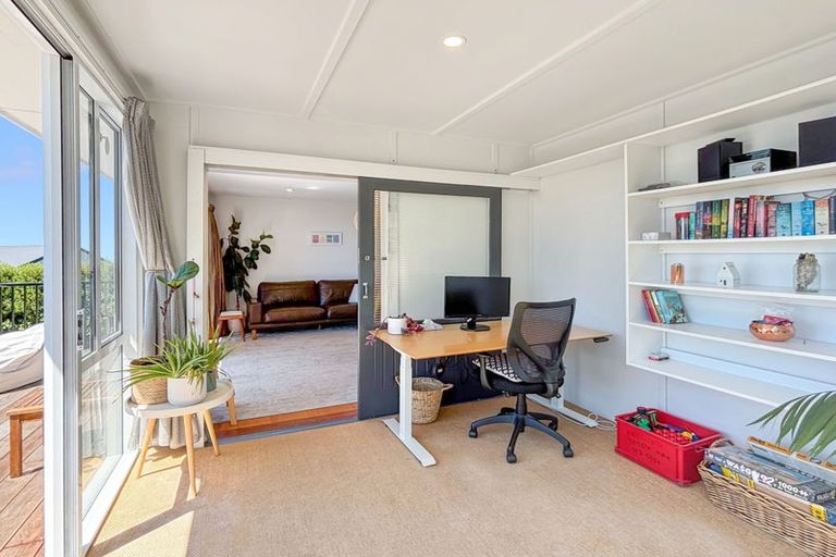 Photo of property in 161 Major Hornbrook Road, Mount Pleasant, Christchurch, 8081