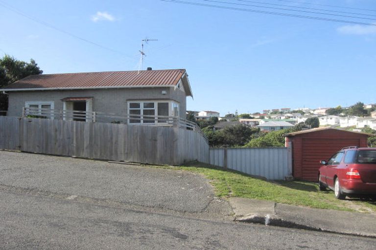 Photo of property in 36 Whanake Street, Titahi Bay, Porirua, 5022