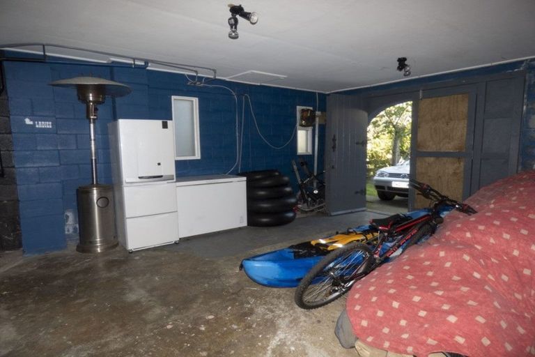 Photo of property in 97 Poplar Grove, Whalers Gate, New Plymouth, 4310