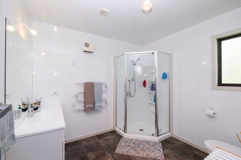 Photo of property in 44 Kent Terrace, Midhirst, Stratford, 4394