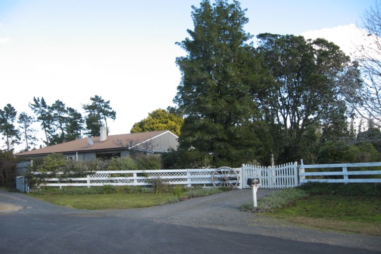 Photo of property in 3 Tui Place, Kerikeri, 0230